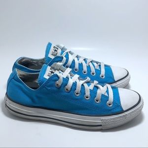 Converse All Star Low Tops Women’s Size 8 Blue